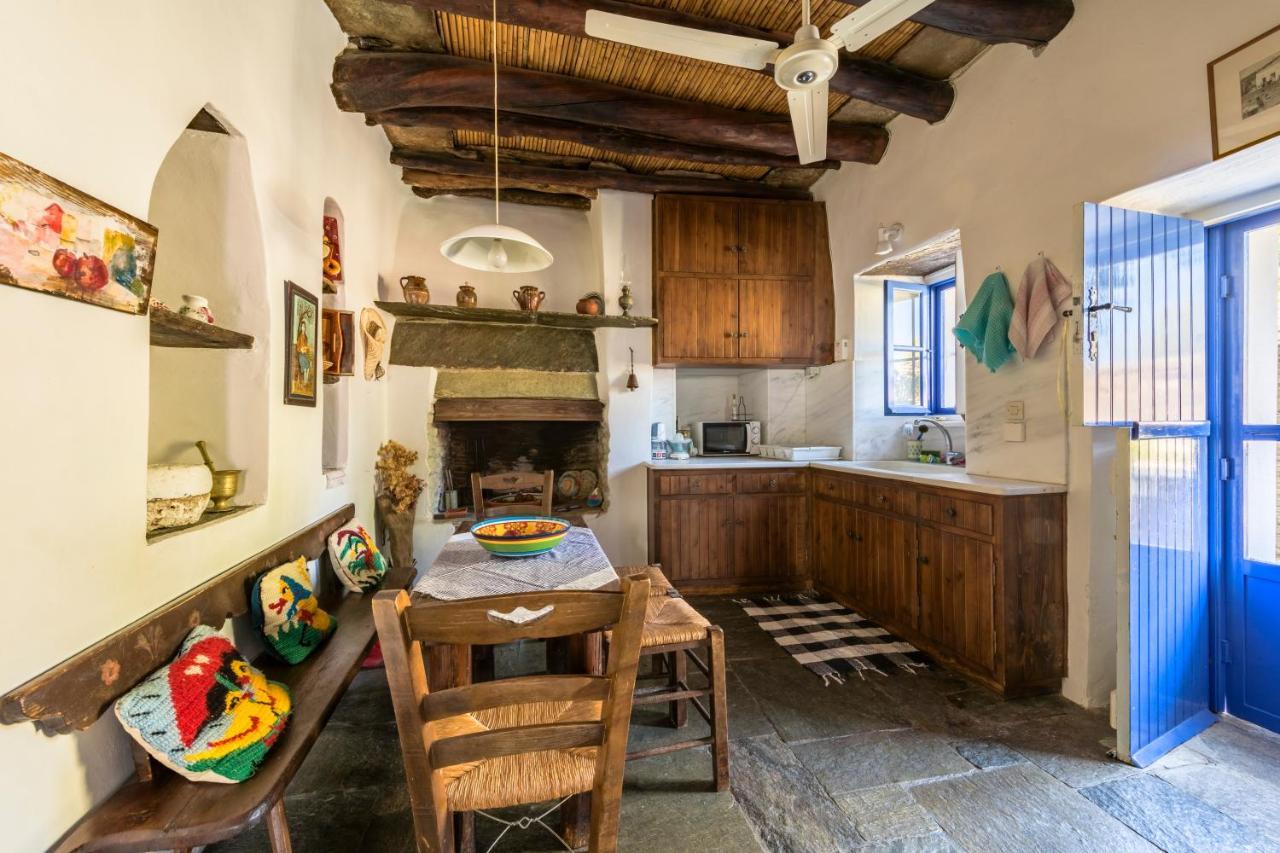 Anezas Mansion Stone-Built Traditional Villa Khónias エクステリア 写真